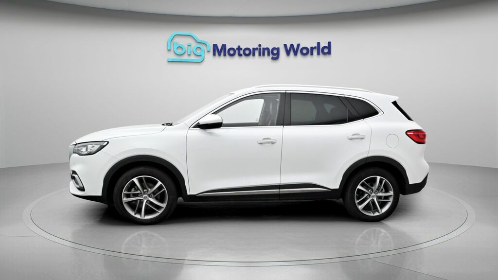 MG HS Exclusive White #4