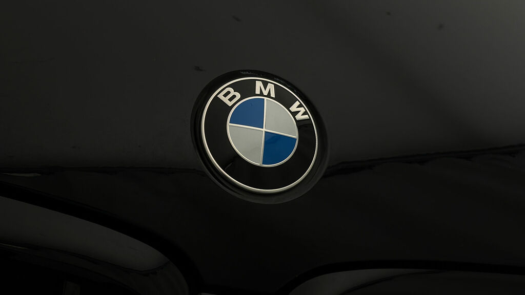 BMW 5 Series Se Blue #21