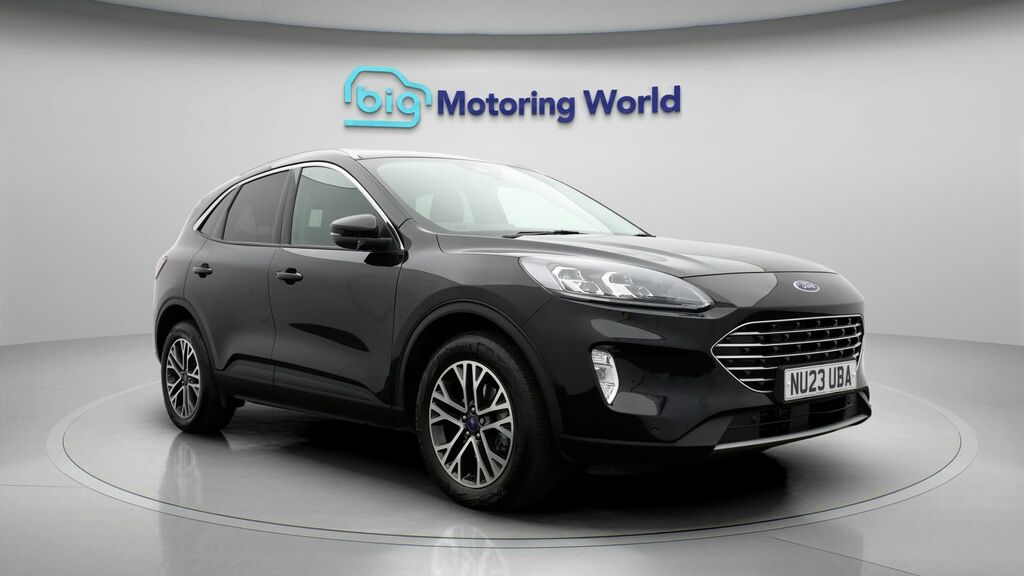 Ford Kuga Titanium Edition Black