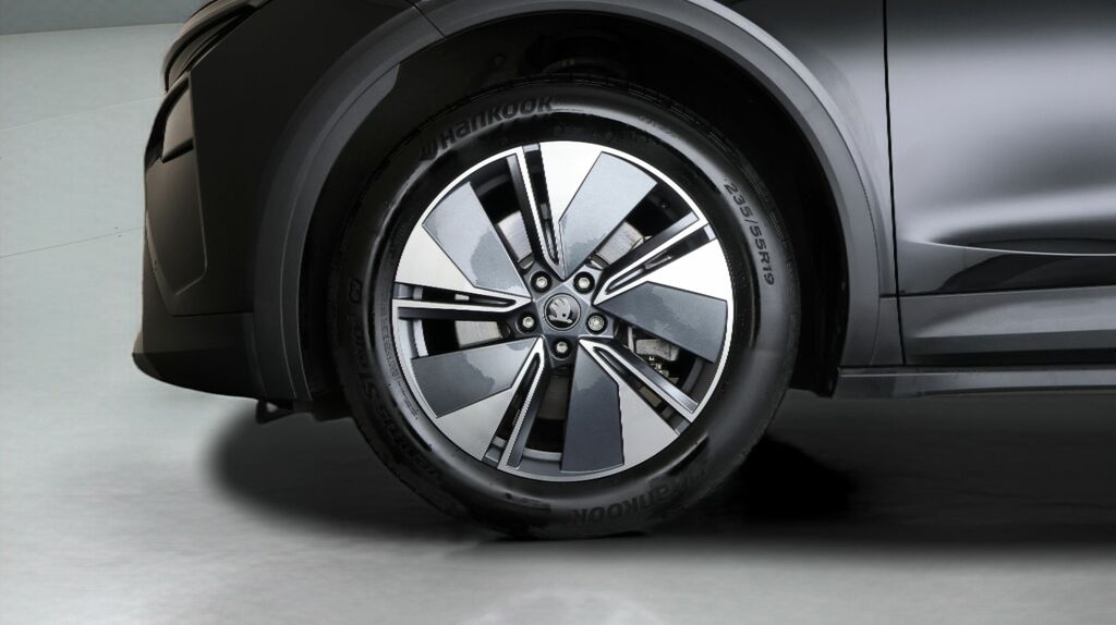Skoda Elroq Edition White #17