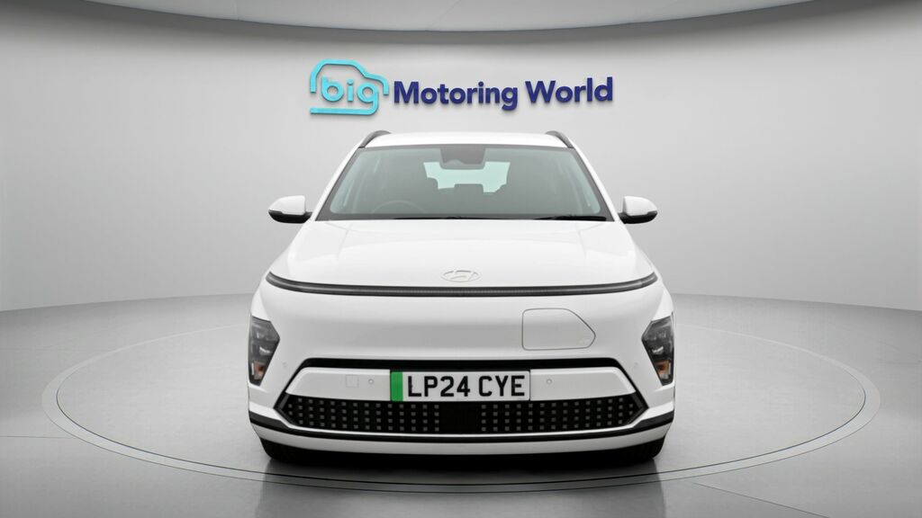 Hyundai Kona Advance White #2