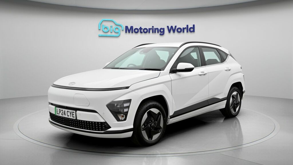 Hyundai Kona Advance White #3