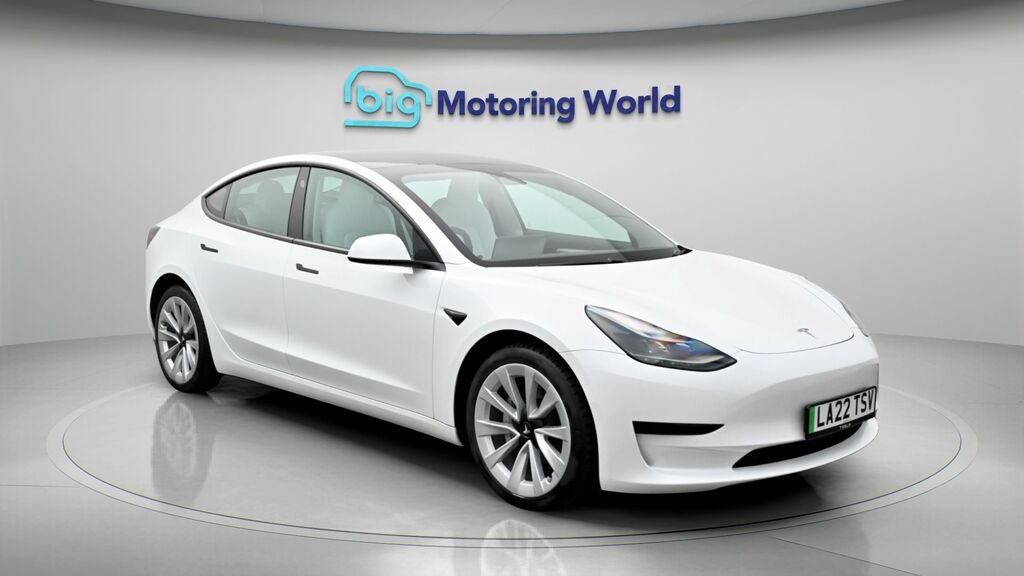 Tesla Model 3 3 Model 3 Rwd White