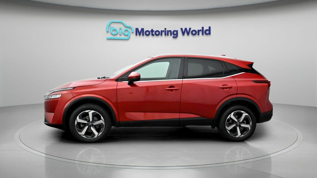 Nissan Qashqai N-connecta EY23XOK Red #4