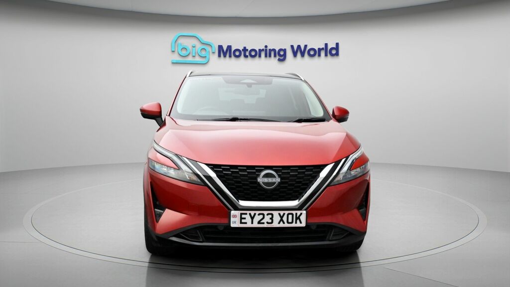 Nissan Qashqai N-connecta EY23XOK Red #2