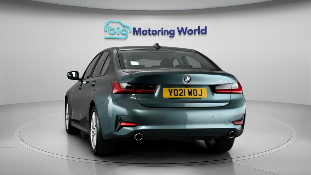 BMW 3 Series Se Pro YO21WOJ Blue #6