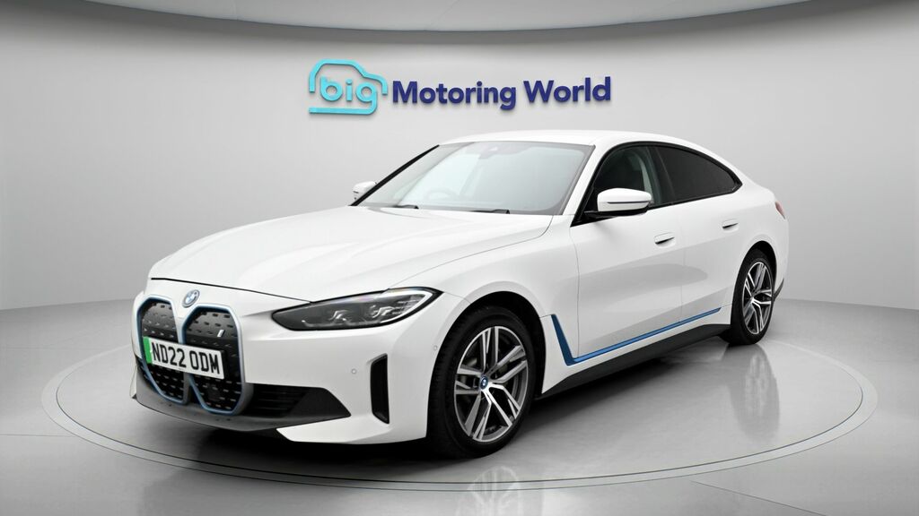 BMW i4 Sport White #3