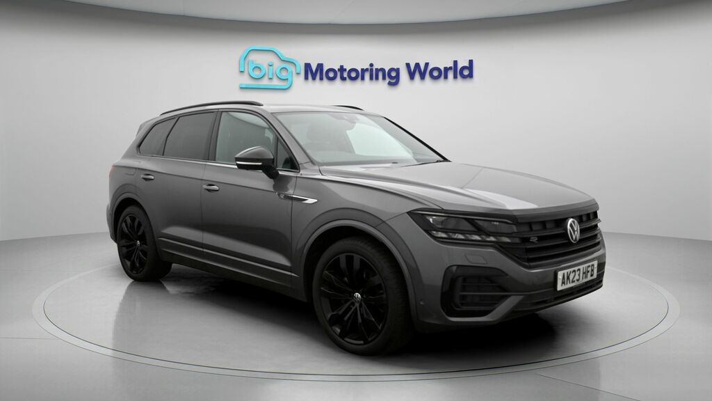 Volkswagen Touareg Black Edition Grey