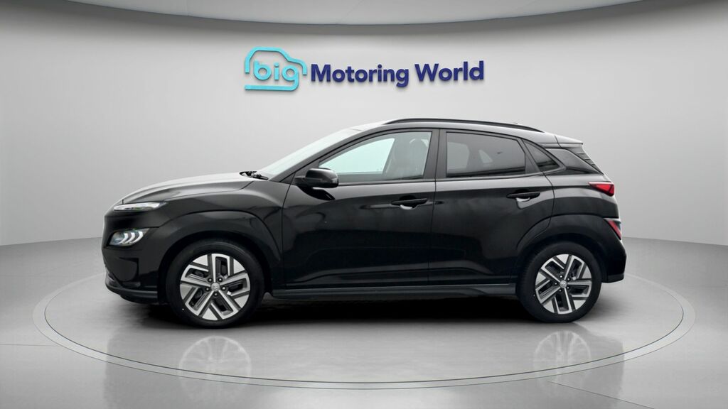 Hyundai Kona Ultimate Black #4