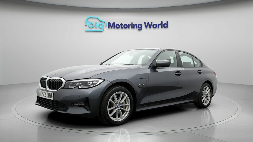 BMW 3 Series Se Pro AP22JHH Grey #3