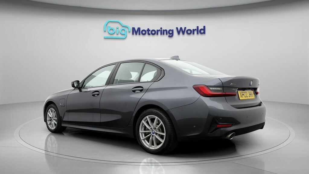 BMW 3 Series Se Pro AP22JHH Grey #5