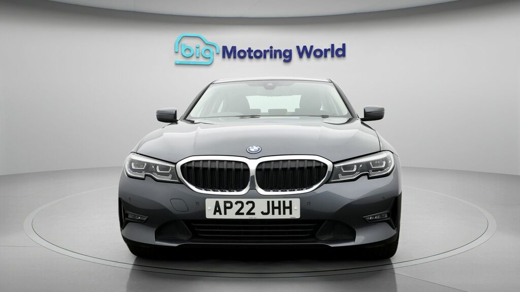 BMW 3 Series Se Pro AP22JHH Grey #2