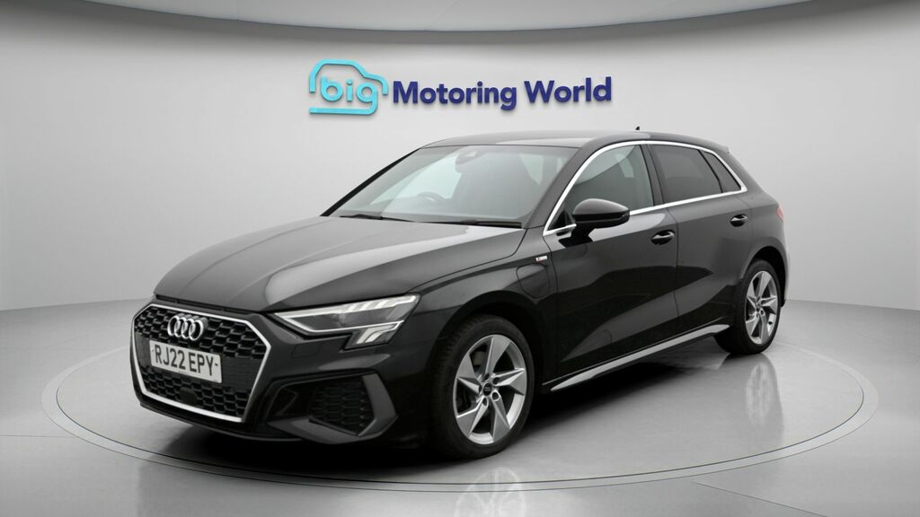 Audi A3 S Line RJ22EPY Black #3