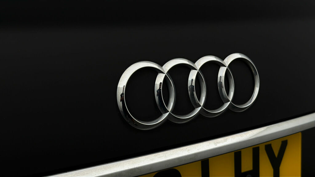 Audi A6 Saloon S Line Black #19