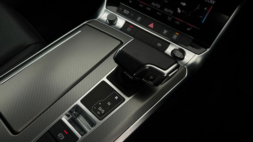 Audi A6 Saloon S Line Black #26