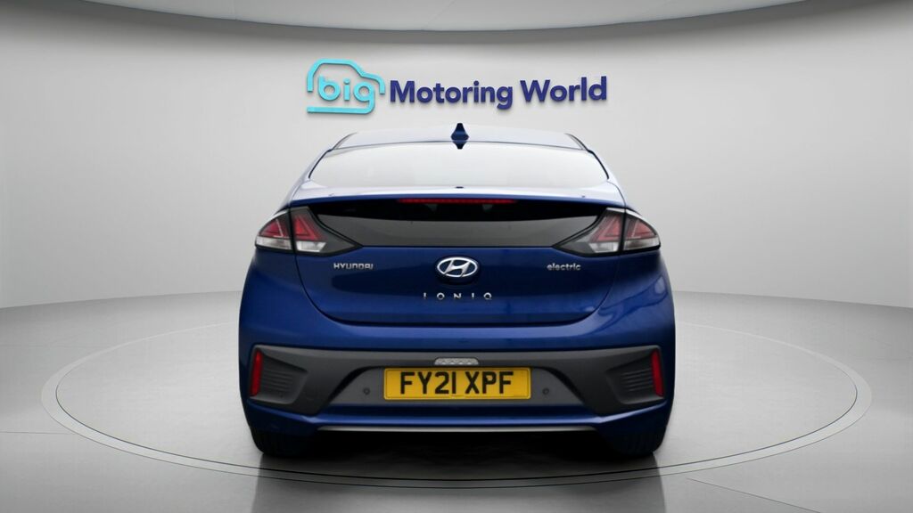 Hyundai Ioniq Premium Se Blue #6