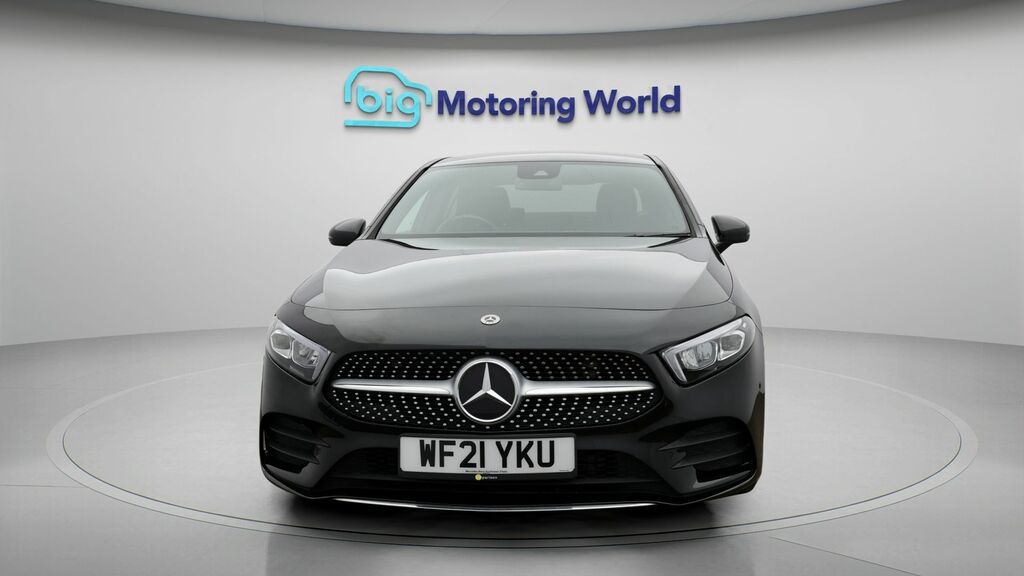 Mercedes-Benz A Class Amg Line WF21YKU Black #2