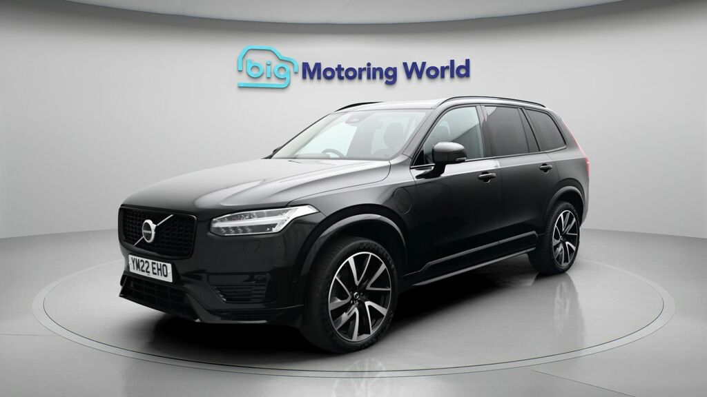Volvo XC90 Plus Black #3