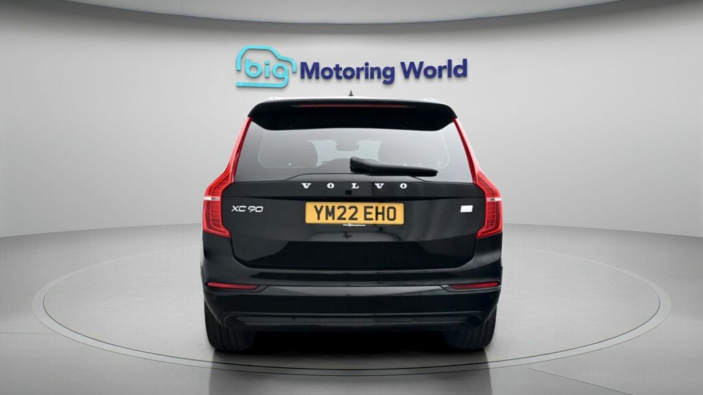 Volvo XC90 Plus Black #6
