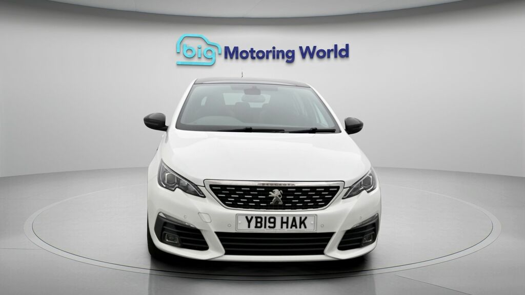 Peugeot 308 Gt Line YB19HAK White #2