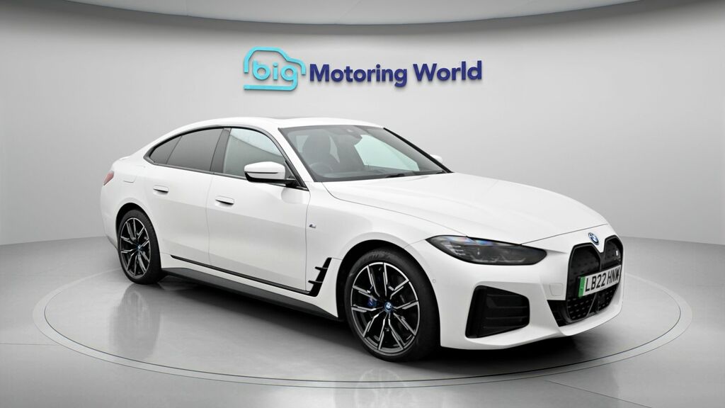 BMW i4 M Sport White