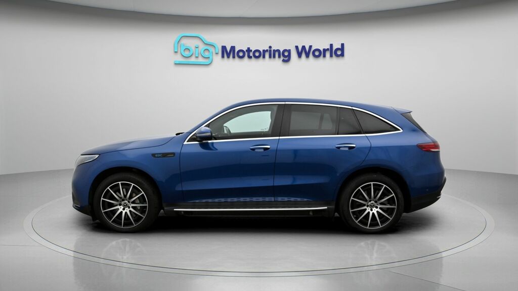 Mercedes-Benz EQC Amg Line Blue #4