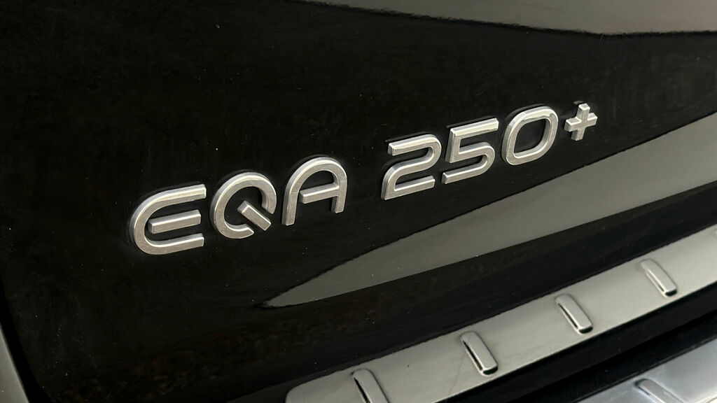 Mercedes-Benz EQA Eqa 250 Amg Line Black #20