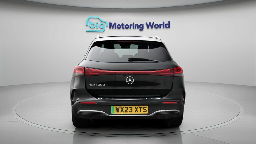 Mercedes-Benz EQA Amg Line Black #6