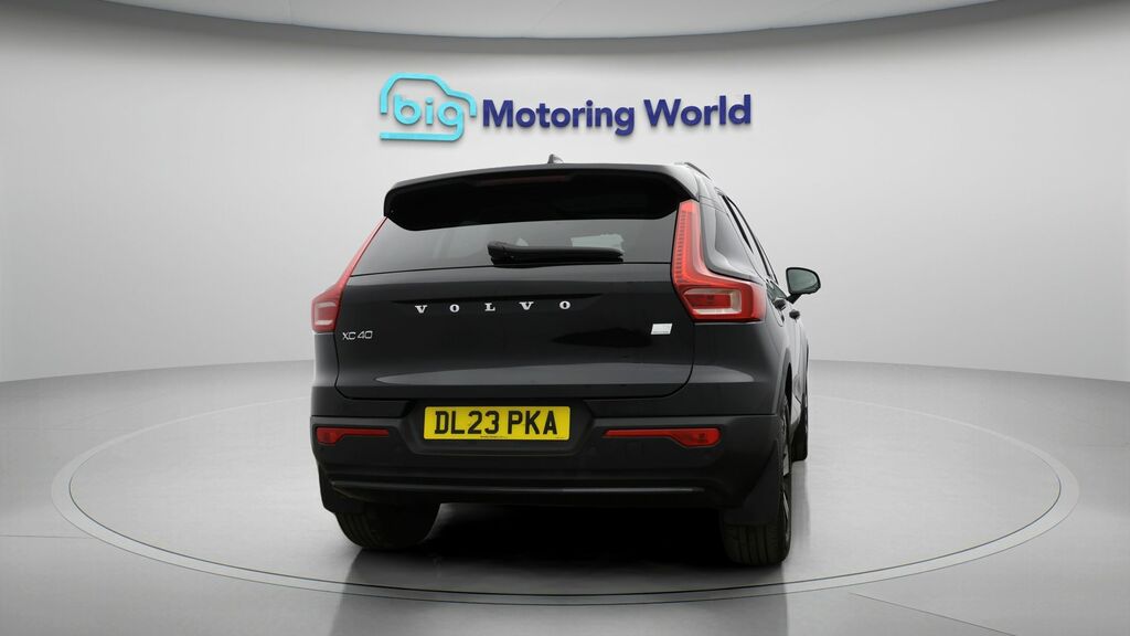 Volvo XC40 Ultimate Dark DL23PKA Black #6