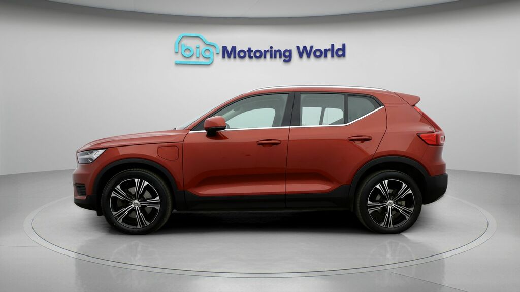 Volvo XC40 Inscription Red #4