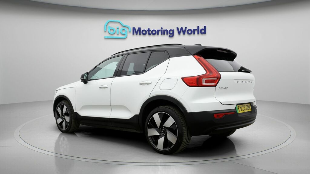 Volvo XC40 Ultimate White #5