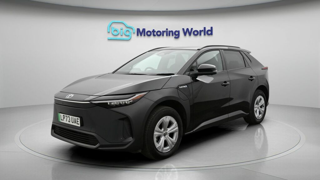 Toyota bZ4X Motion Black #3