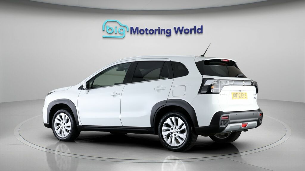 Suzuki S Cross Motion White #5