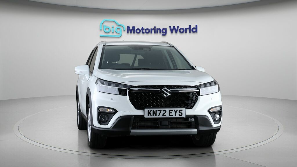 Suzuki S Cross Motion White #2