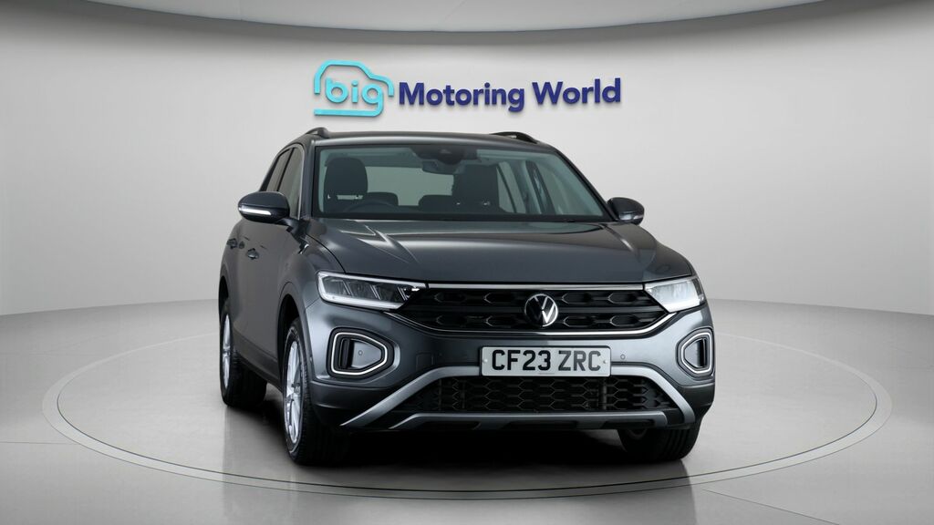 Volkswagen T-Roc Life CF23ZRC Grey #2