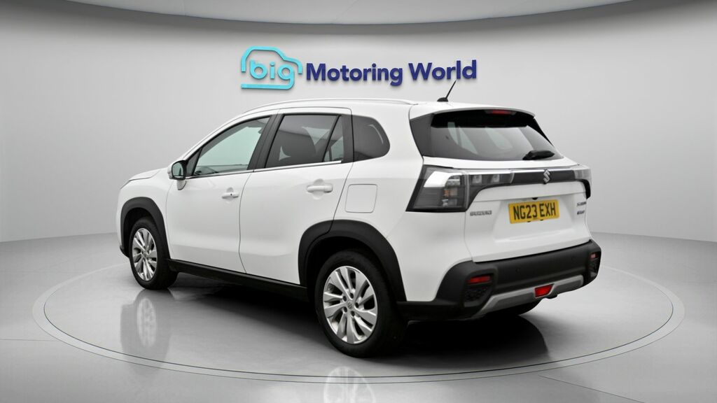 Suzuki S Cross Motion White #5
