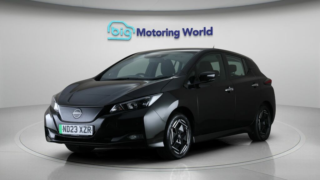 Nissan Leaf Acenta Black #3