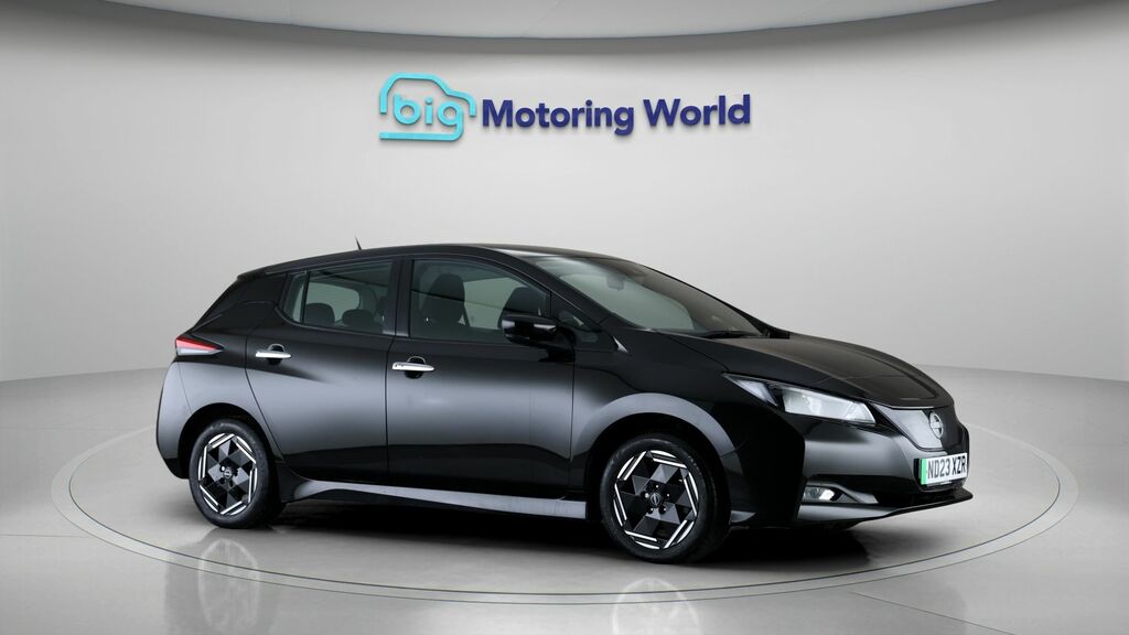 Nissan Leaf Acenta Black