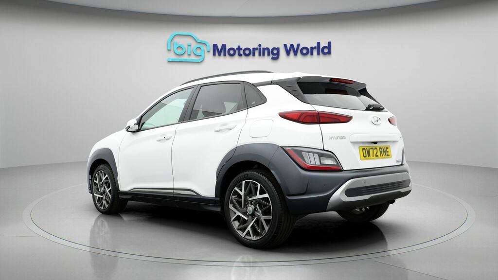 Hyundai Kona Premium OW72RNE White #5