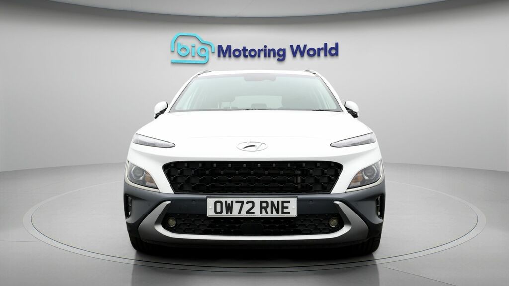Hyundai Kona Premium OW72RNE White #2
