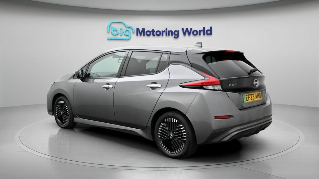 Nissan Leaf Tekna Grey #5