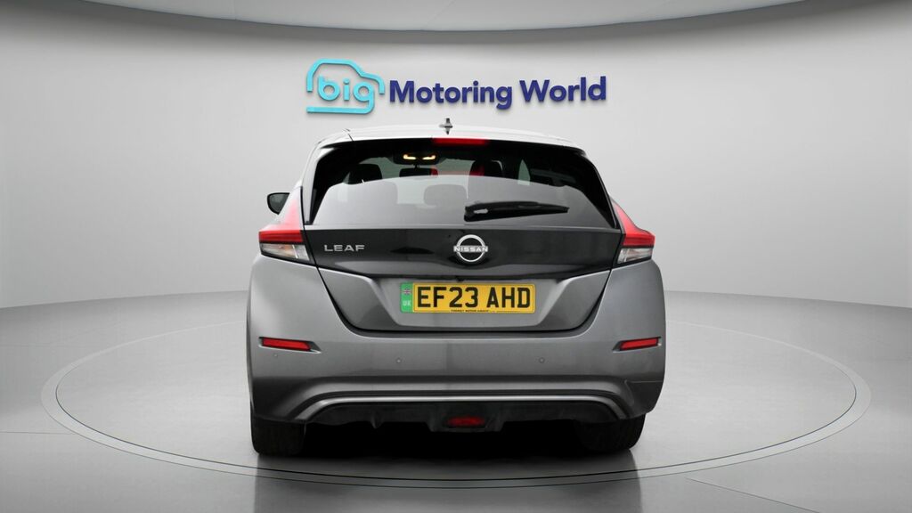 Nissan Leaf Tekna Grey #6