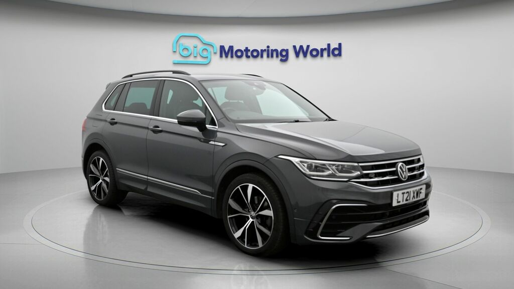 Volkswagen Tiguan R-line Grey