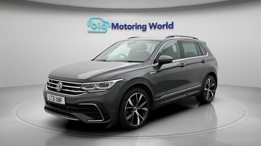 Volkswagen Tiguan R-line LT21XWF Grey #3