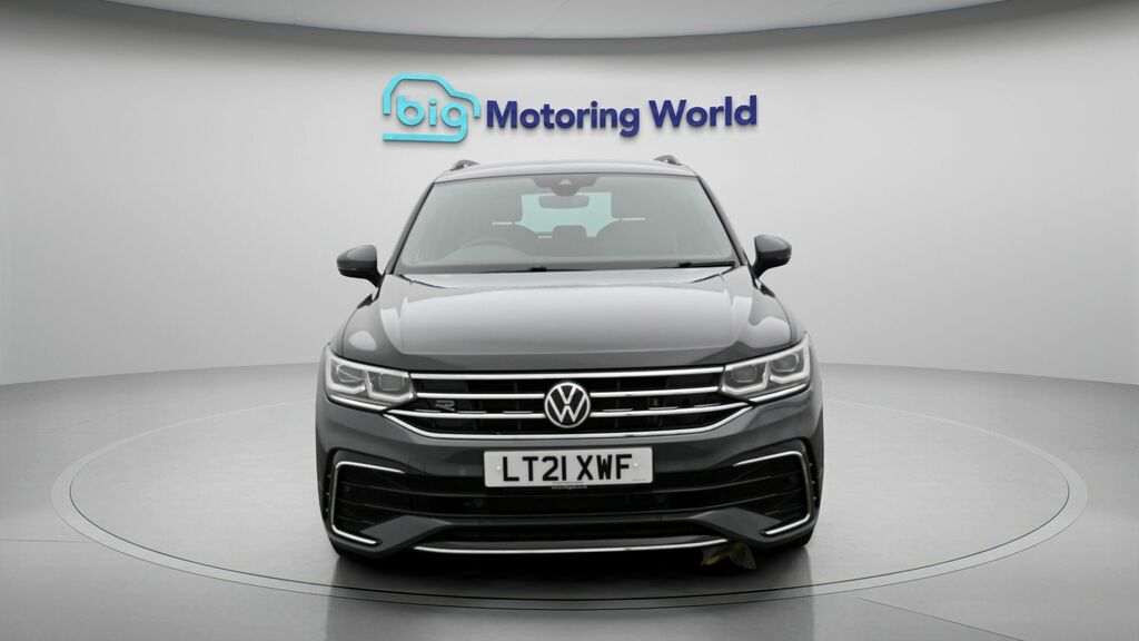 Volkswagen Tiguan R-line LT21XWF Grey #2