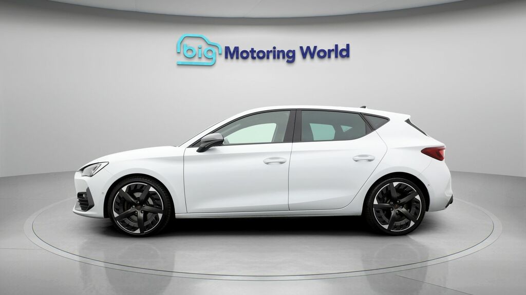Cupra Leon Vz3 White #4