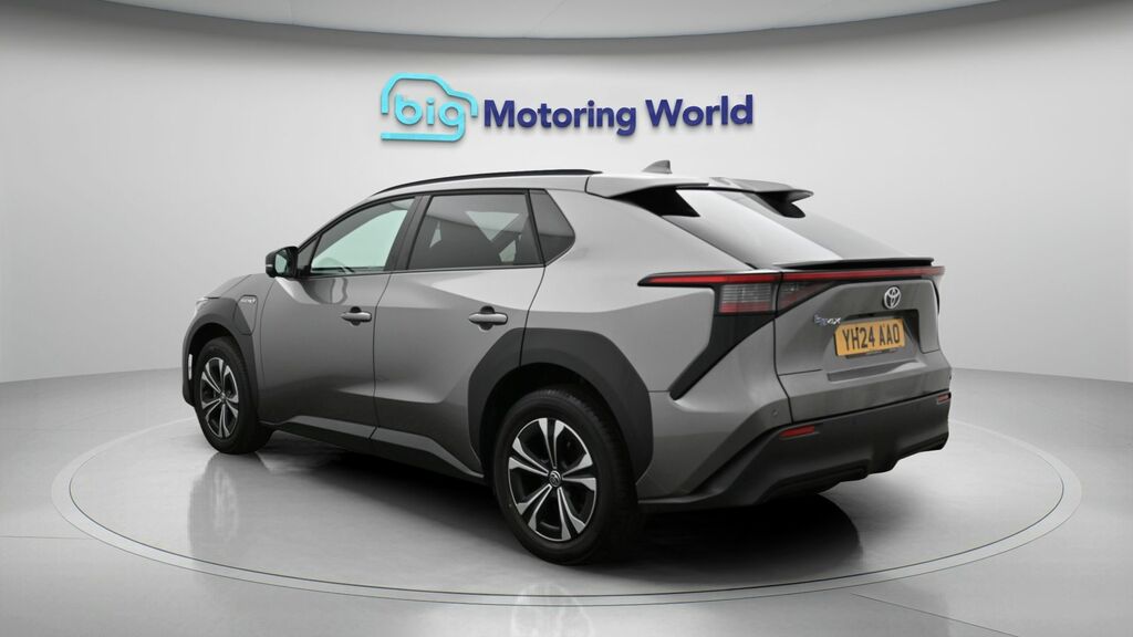 Toyota bZ4X Motion Grey #5