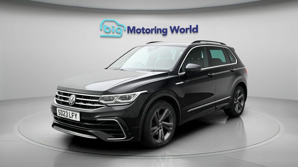 Volkswagen Tiguan R-line Edition SD23LFY Black #3