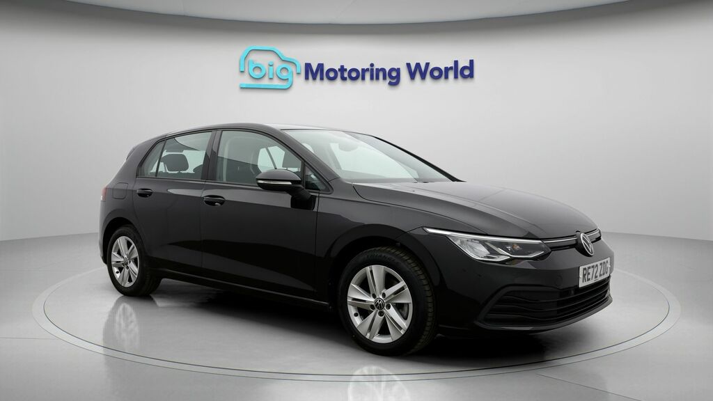 Volkswagen Golf Life Black