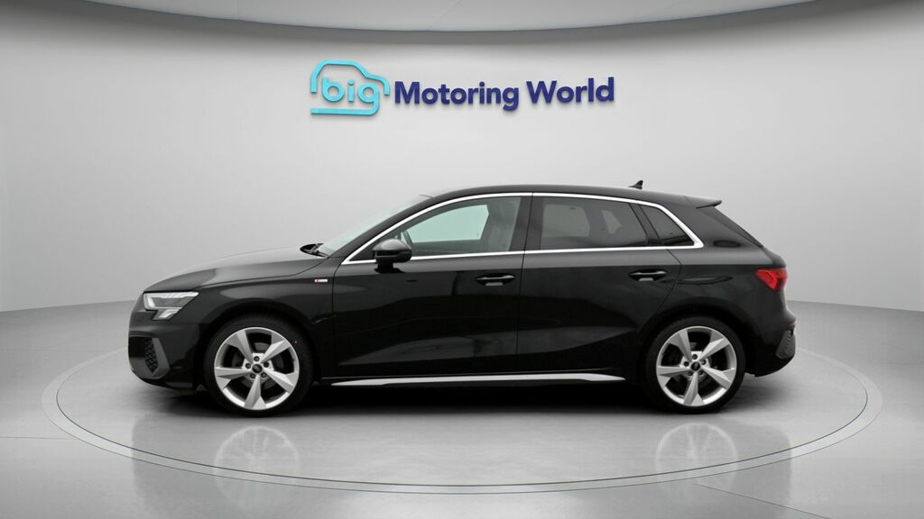 Audi A3 S Line HG23XJL Black #4